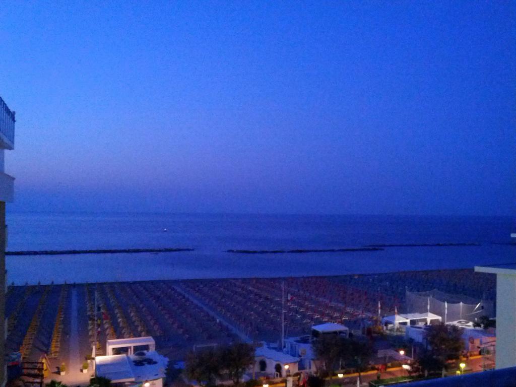 Beach Residence Gabicce Mare Pokój zdjęcie