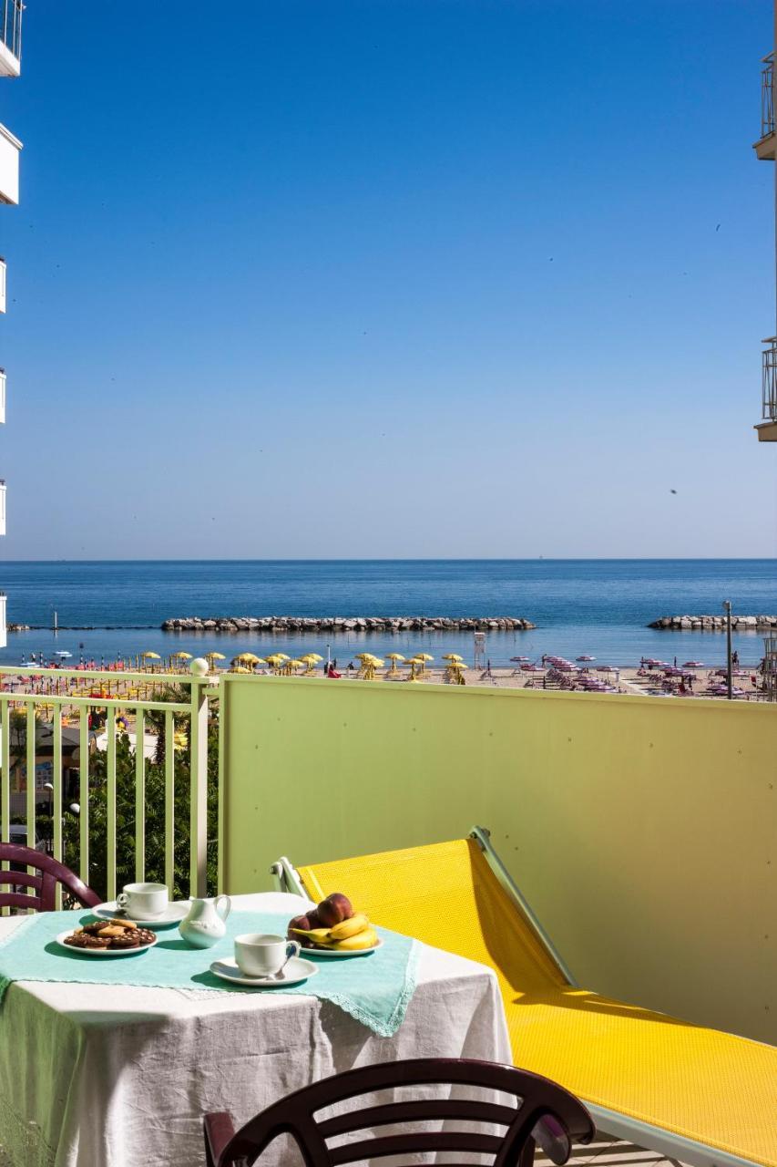 Beach Residence Gabicce Mare Zewnętrze zdjęcie