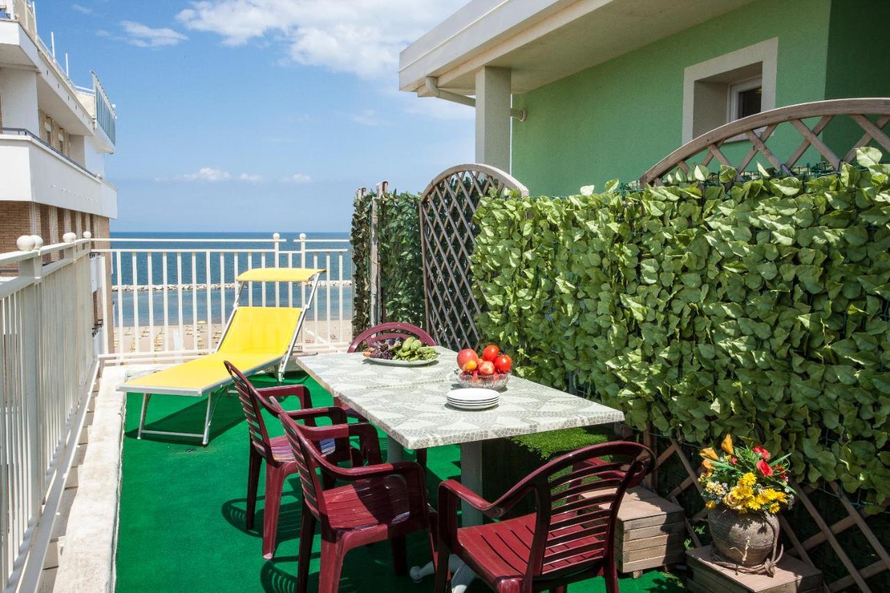 Beach Residence Gabicce Mare Zewnętrze zdjęcie